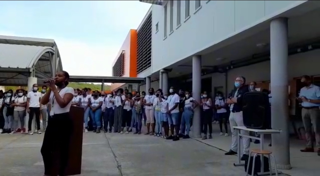 Hommage à Samuel PATY au LEGT Robert Weinum