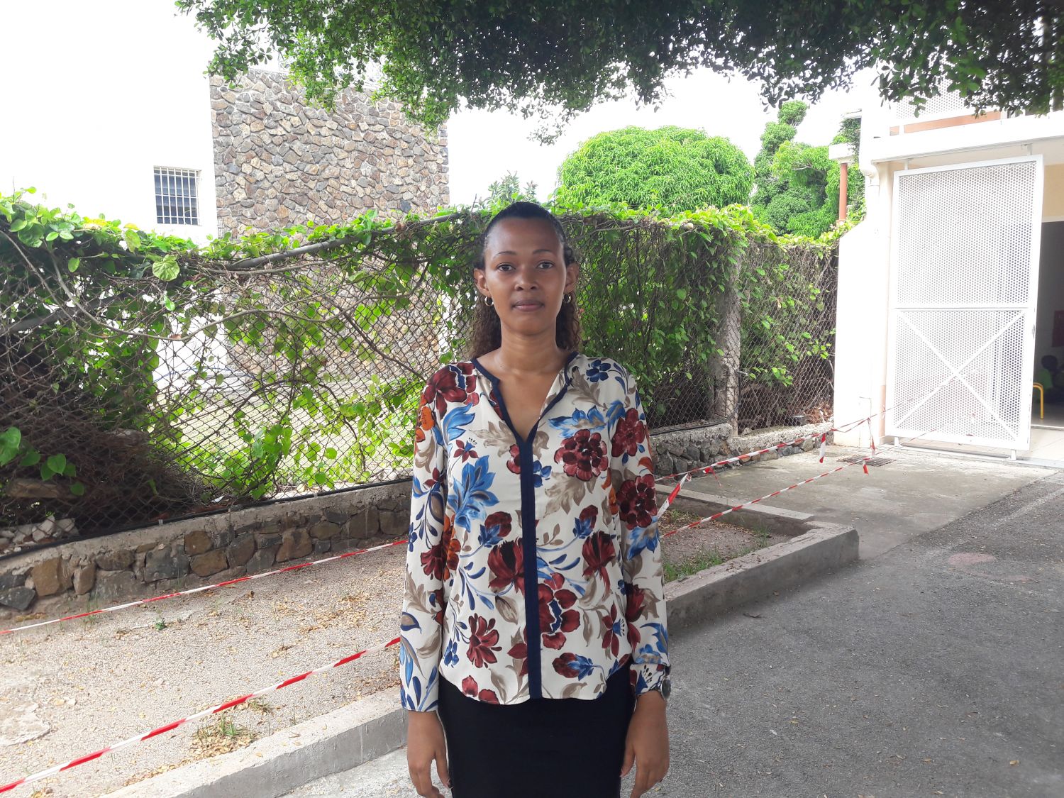 Mme Alexandra AREKIAN