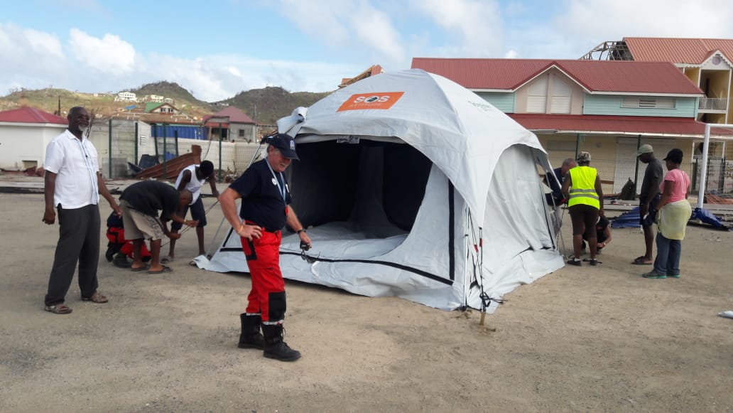 Alfred CHITTICK et des membres de SOS Attitude