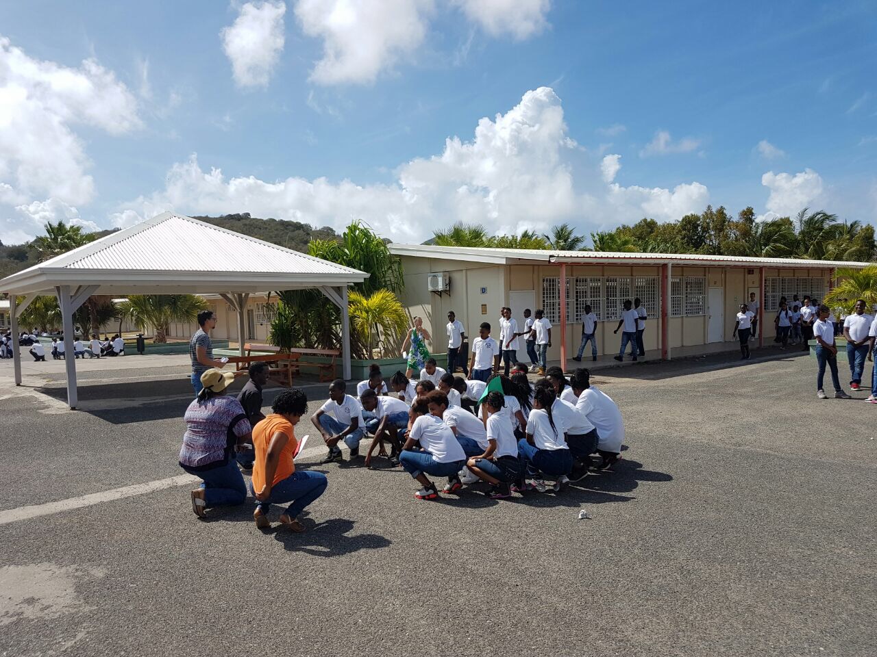 Exercice tsunami au collège de Quartier d'Orléans
