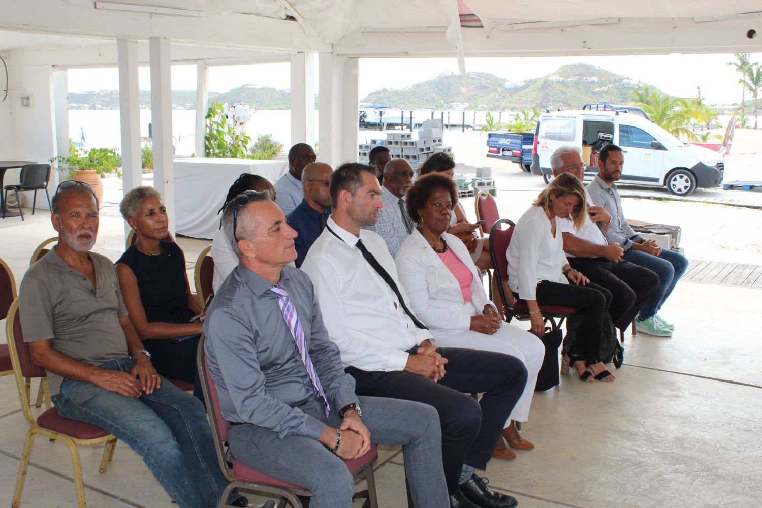 L'association SXM festival achète du matériel sportif pour les enfants de Saint-Martin