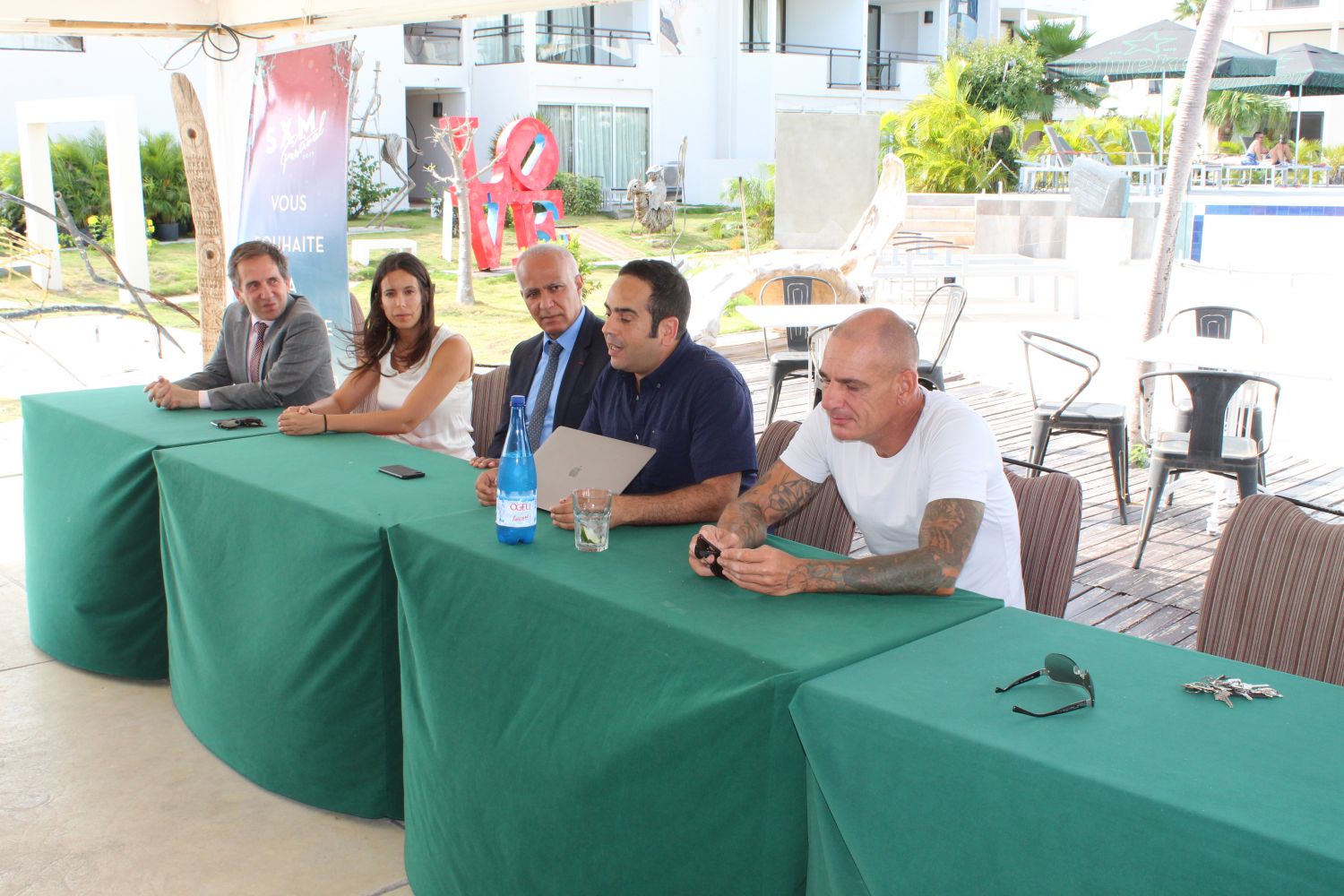 L'association SXM festival achète du matériel sportif pour les enfants de Saint-Martin