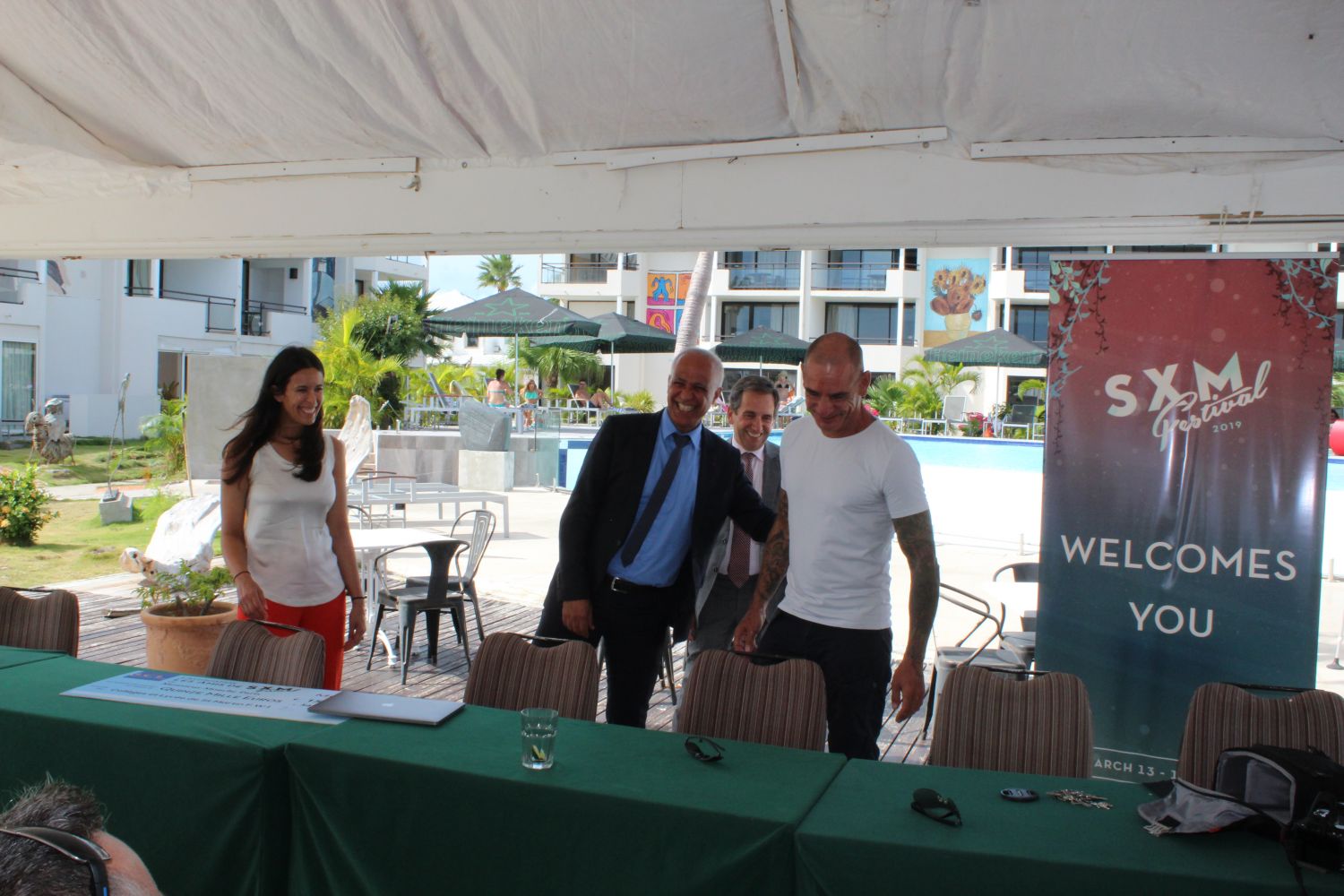 L'association SXM festival achète du matériel sportif pour les enfants de Saint-Martin