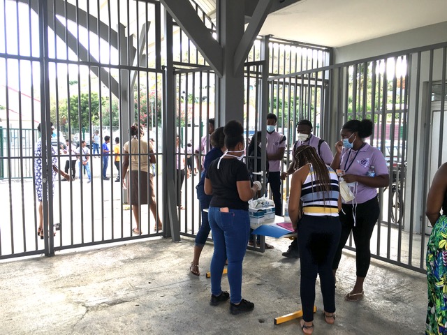 Reprise des lycéens au LP des îles du Nord