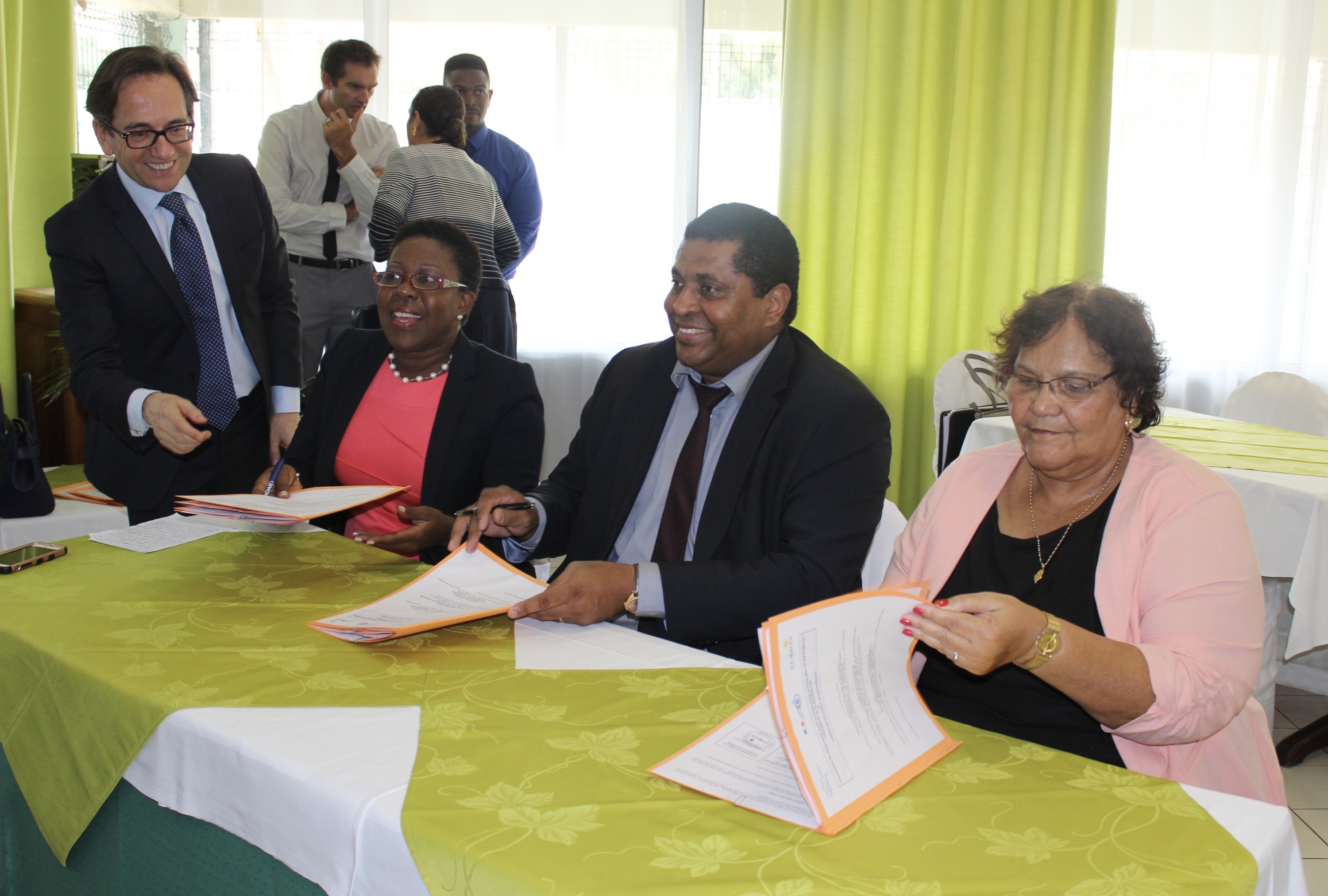 Signature de conventions le 20 décembre 2016